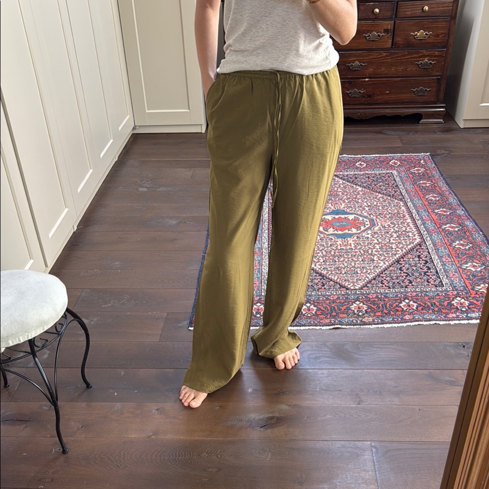 H&M brand new Olive Green Wide-Leg Pants